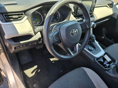 2021 Toyota RAV4 Hybrid XLE