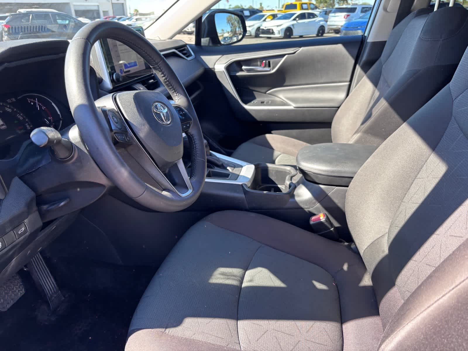 2023 Toyota RAV4 XLE