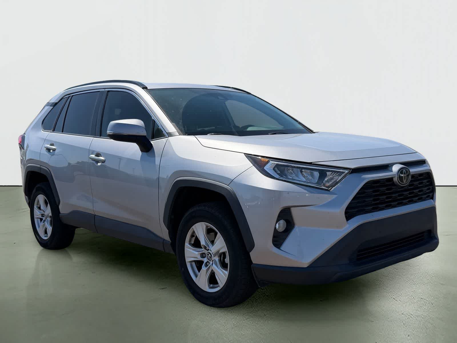 2020 Toyota RAV4 XLE