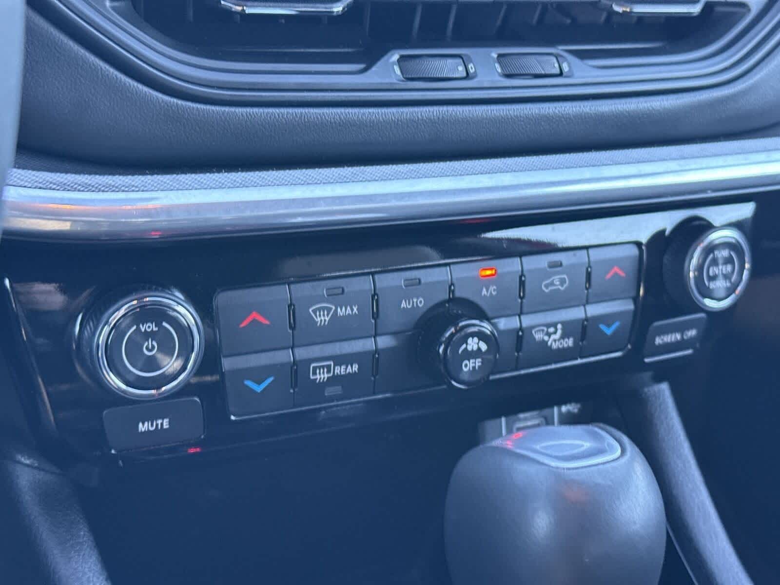 2023 Jeep Compass (RED) Edition