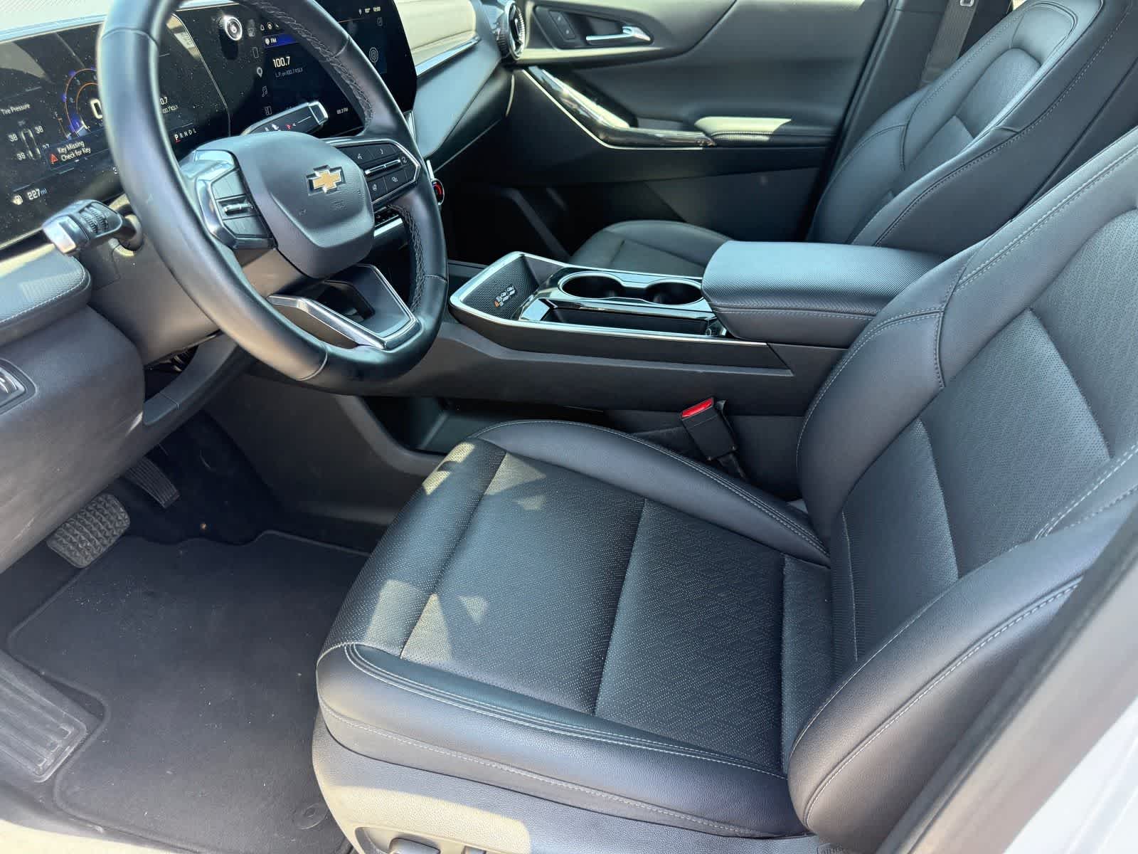 2025 Chevrolet Equinox FWD LT