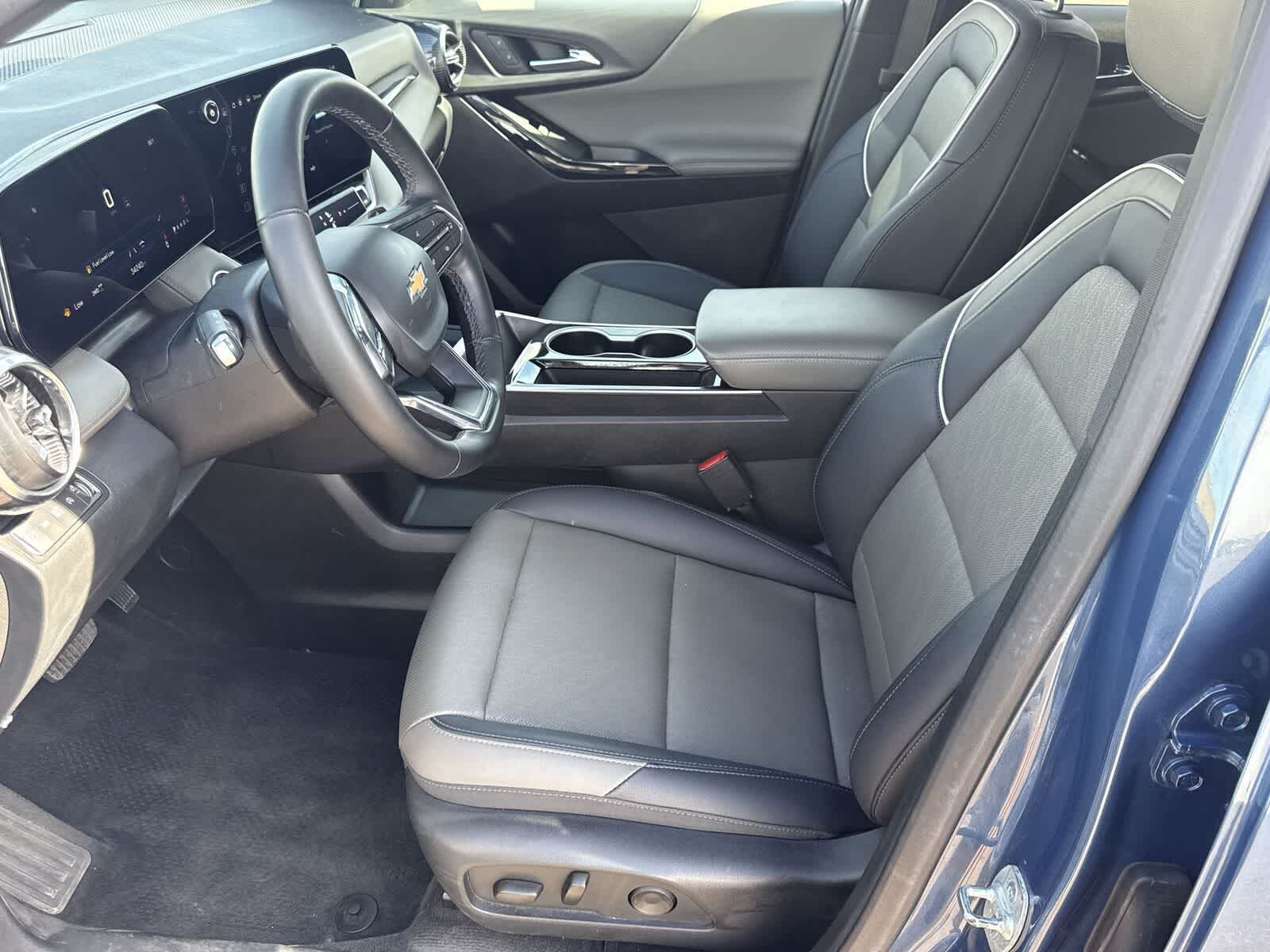 2025 Chevrolet Equinox AWD LT