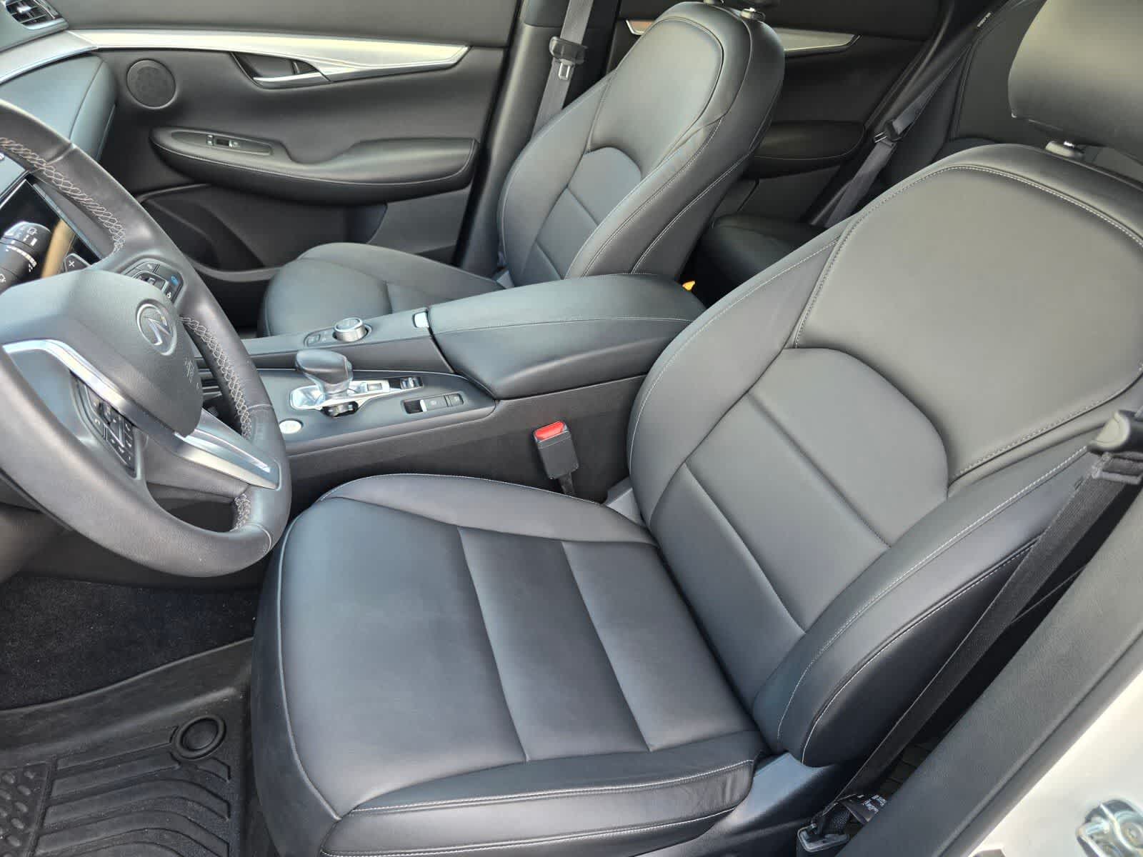 2021 INFINITI QX50 LUXE