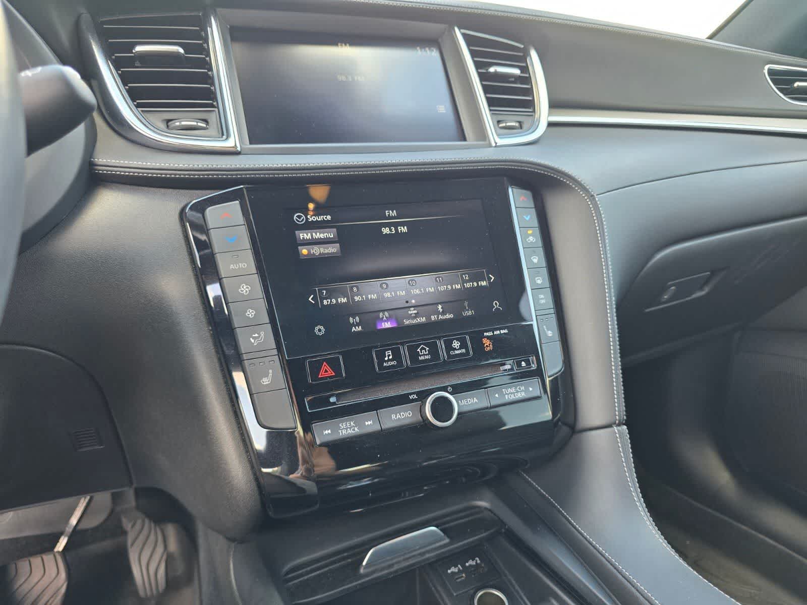 2021 INFINITI QX50 LUXE