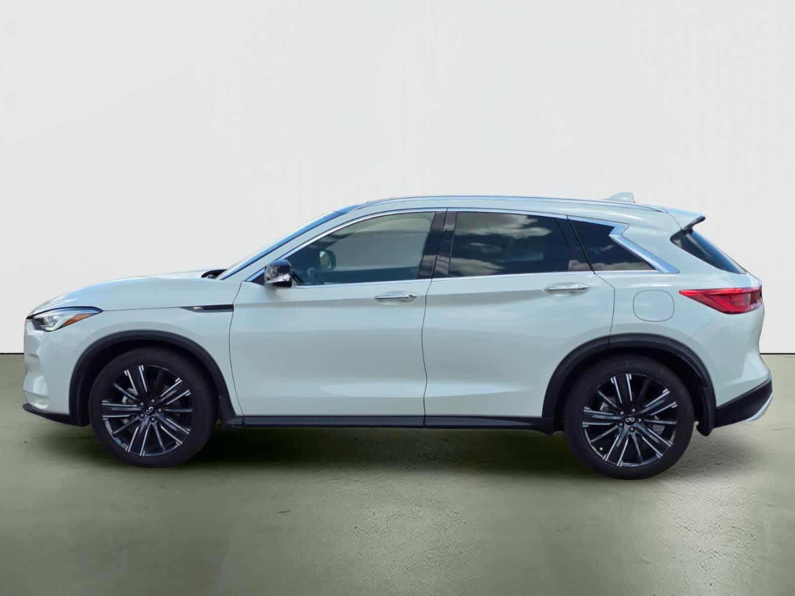 2021 INFINITI QX50 LUXE