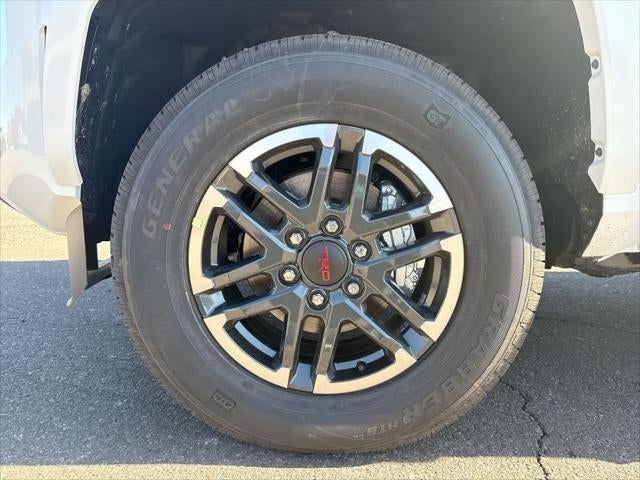 2025 Toyota Tacoma SR5 - Photo 53