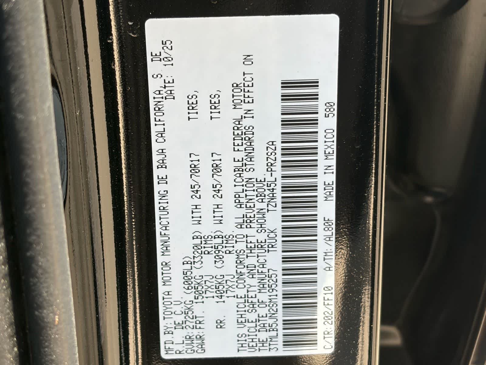2025 Toyota Tacoma SR5