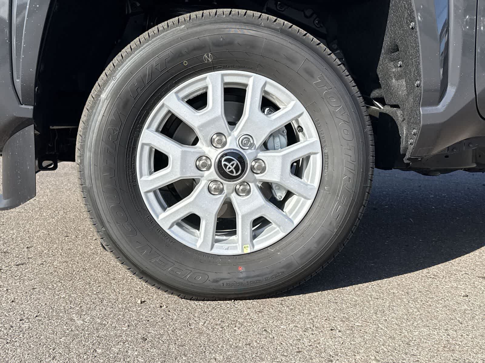 2025 Toyota Tacoma SR5