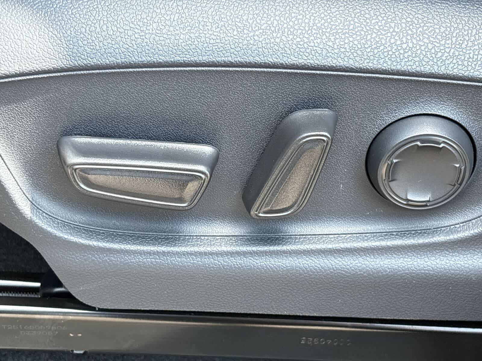 2025 Toyota Tacoma Limited Hybrid