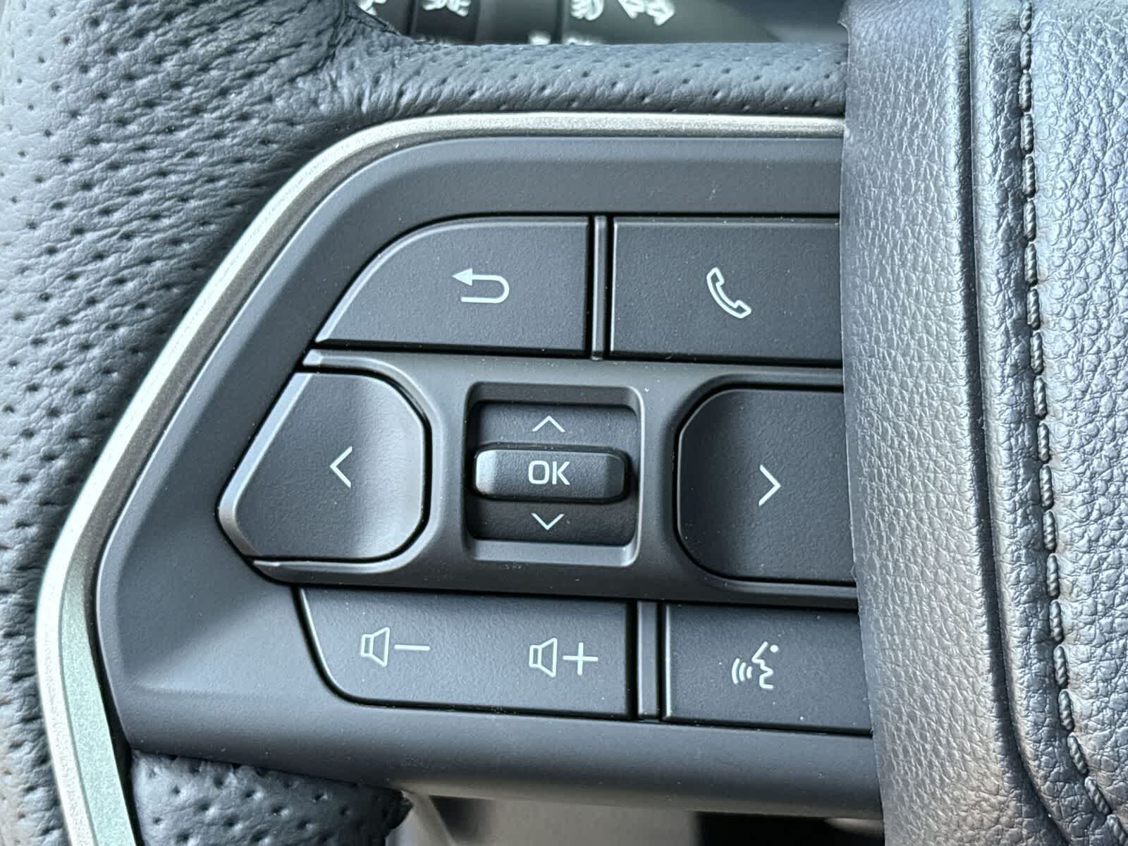 2025 Toyota Tacoma Limited Hybrid