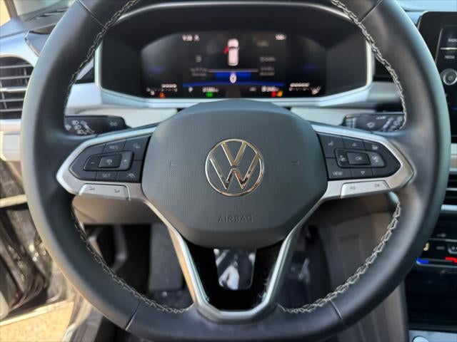 2025 Volkswagen Taos SE