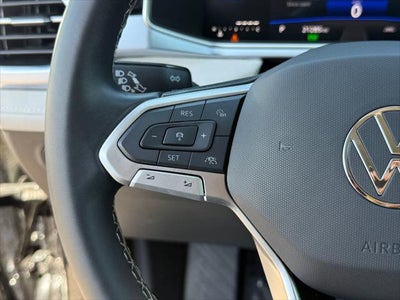 2025 Volkswagen Taos SE