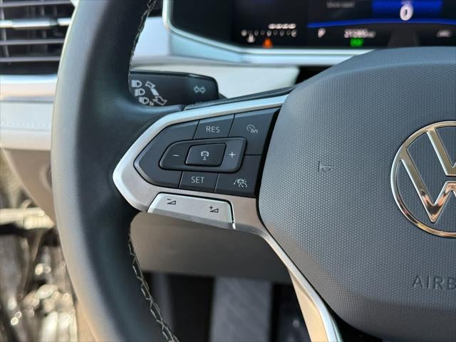 2025 Volkswagen Taos SE