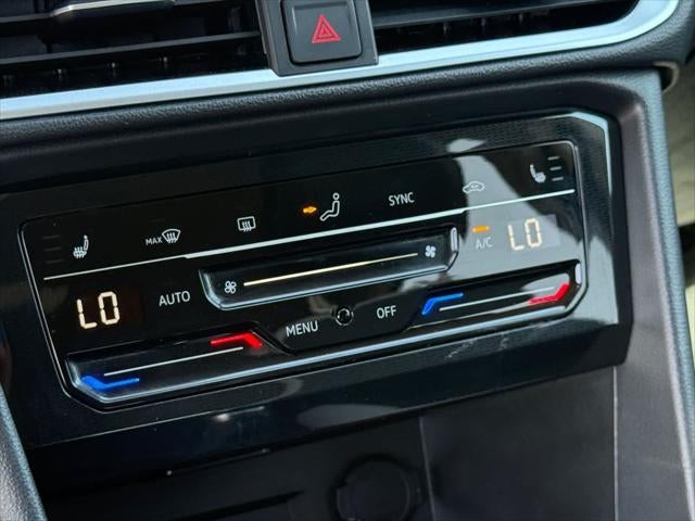 2025 Volkswagen Taos SE