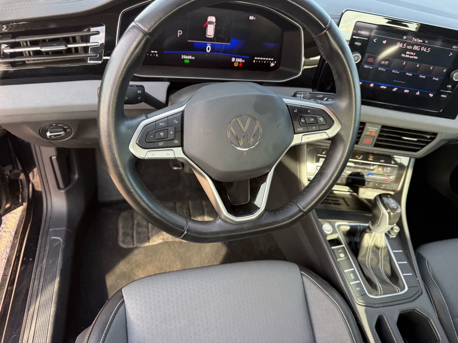 2025 Volkswagen Jetta SE