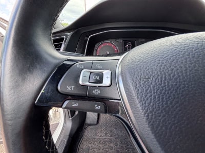 2021 Volkswagen Jetta R-Line