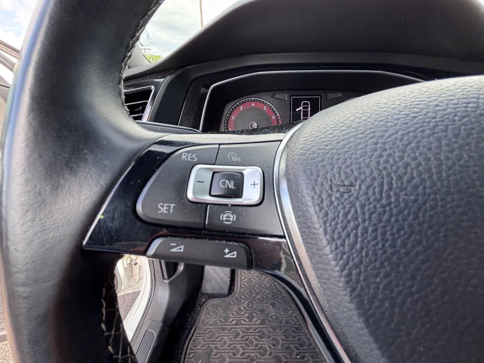 2021 Volkswagen Jetta R-Line