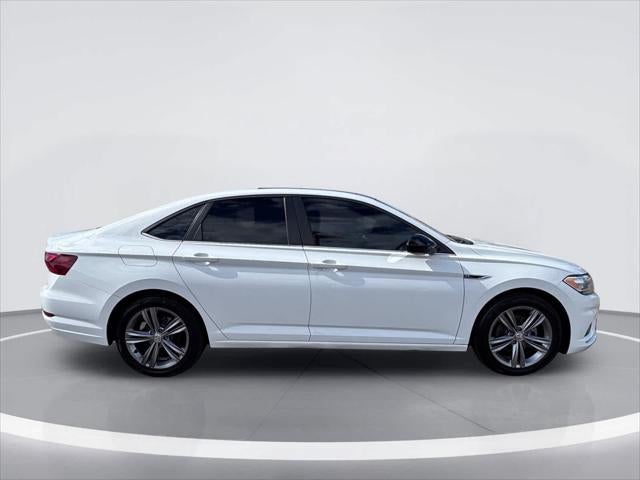2021 Volkswagen Jetta R-Line