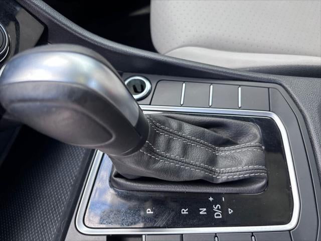 2021 Volkswagen Jetta R-Line