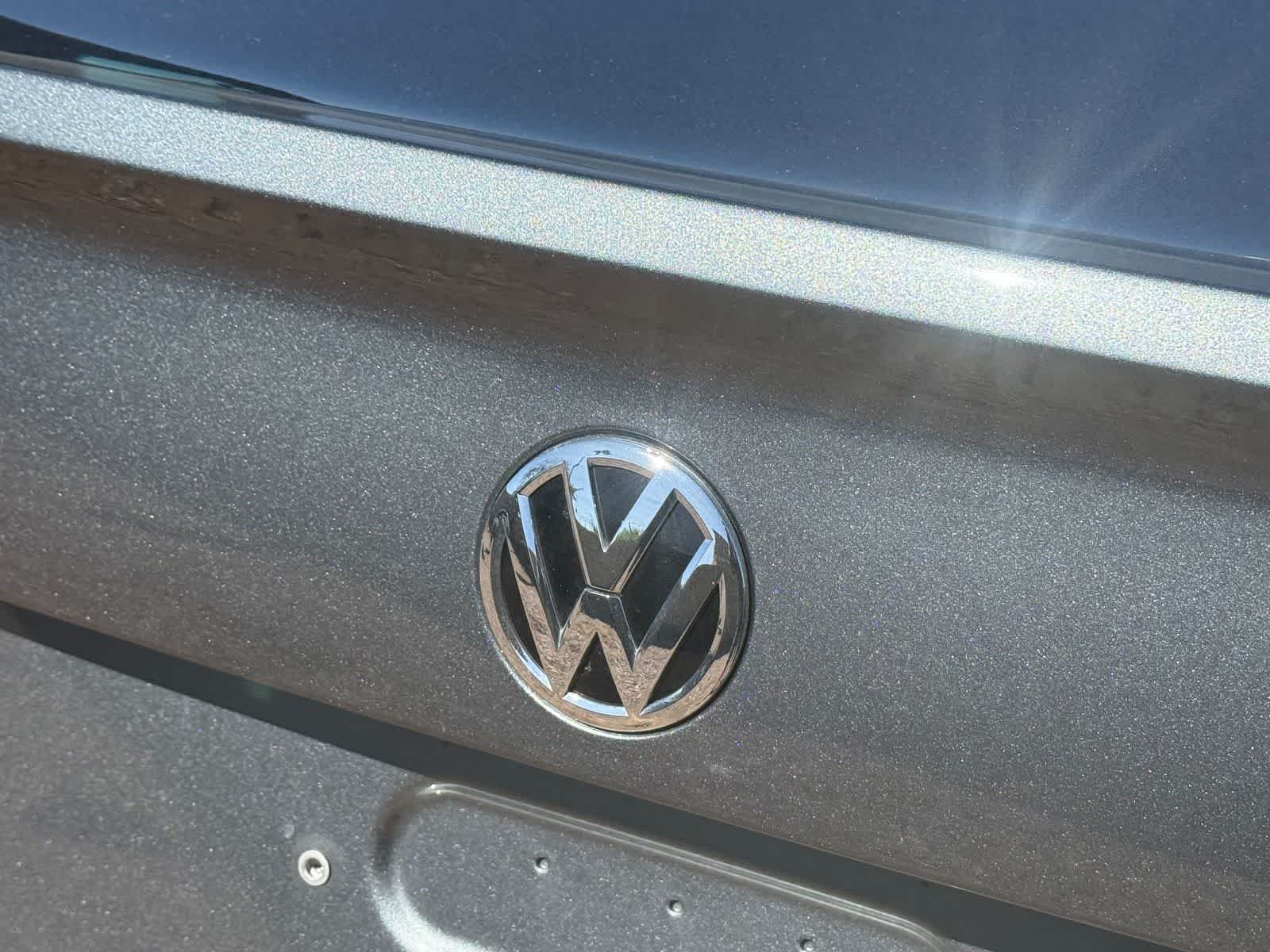 2019 Volkswagen Jetta R-Line