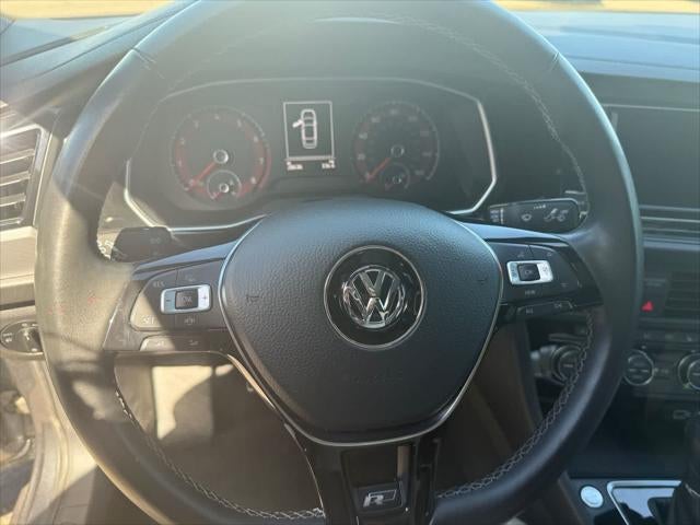 2019 Volkswagen Jetta R-Line