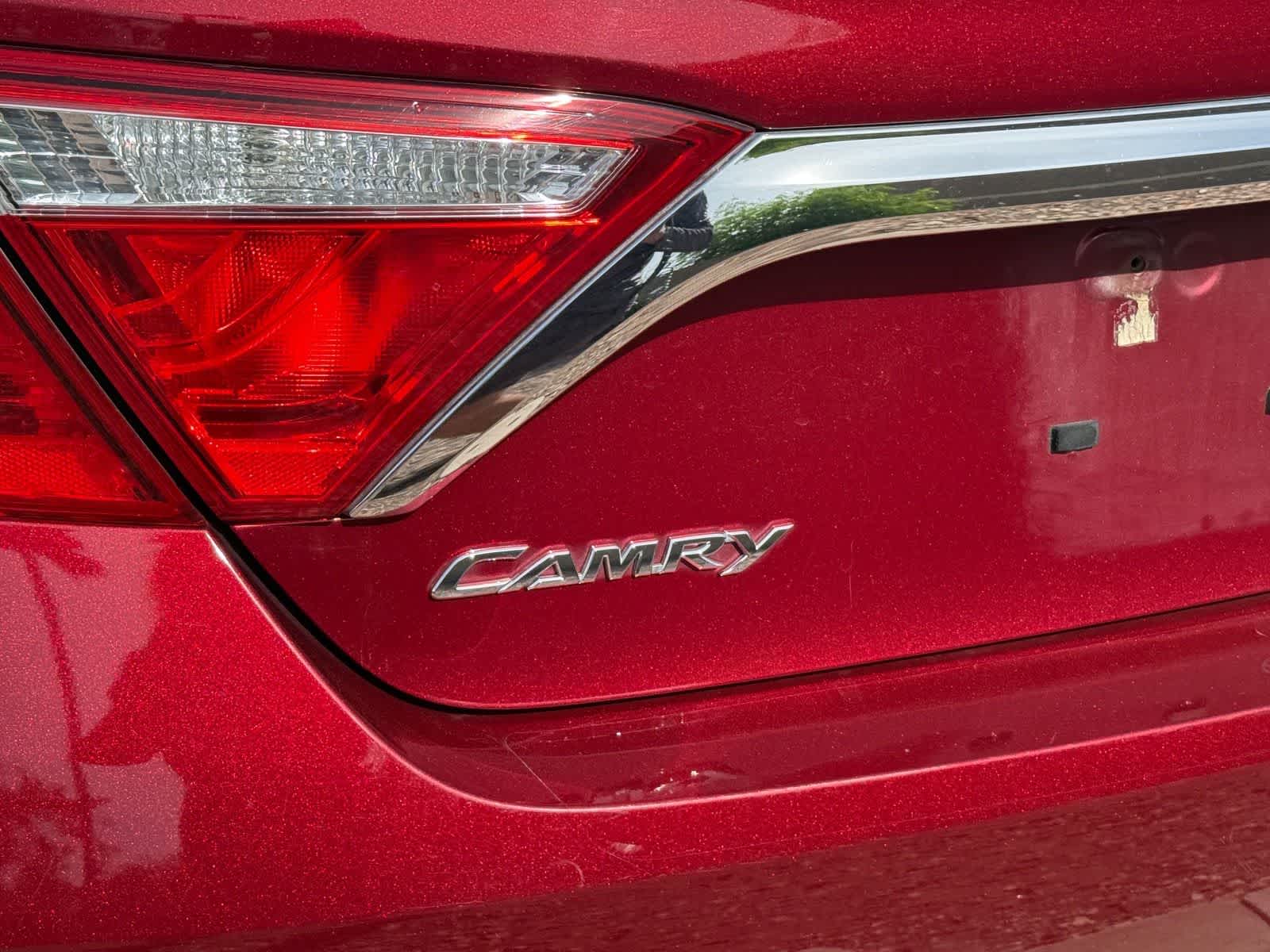 2015 Toyota Camry Hybrid LE