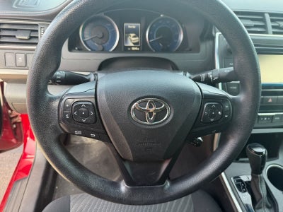 2015 Toyota Camry Hybrid LE