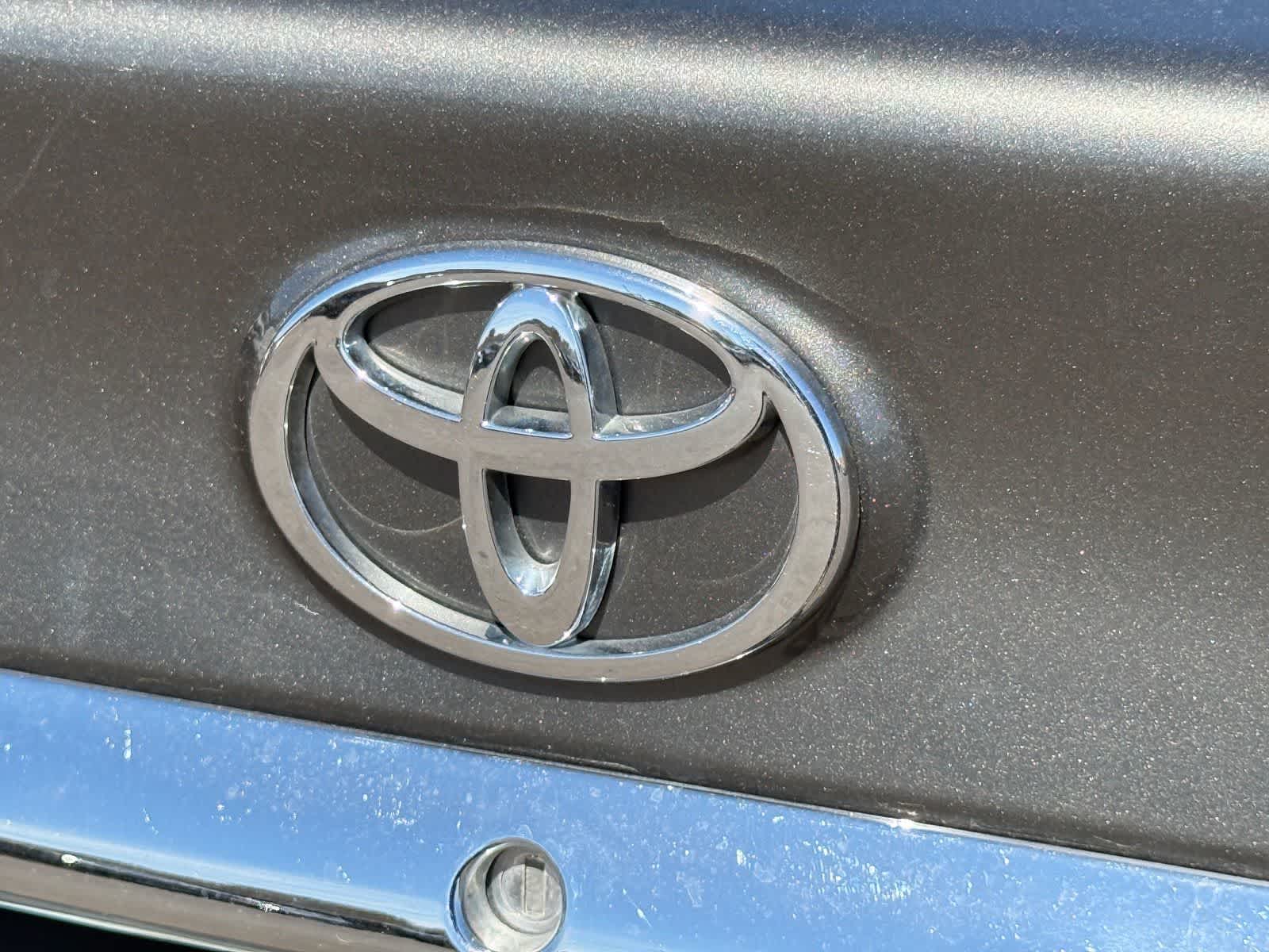 2005 Toyota Camry XLE