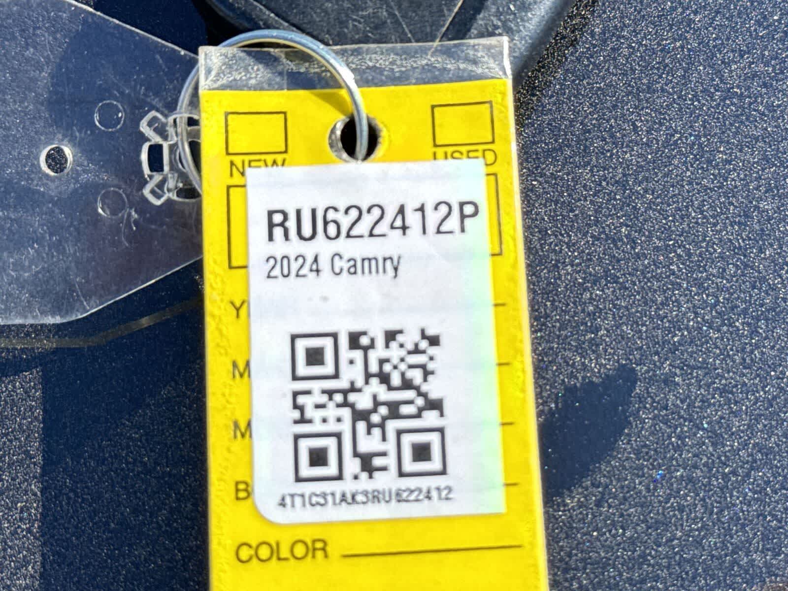 2024 Toyota Camry Hybrid LE