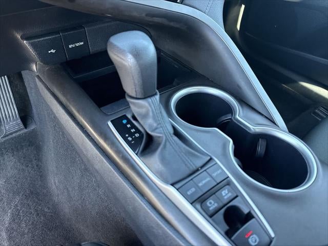 2024 Toyota Camry Hybrid LE