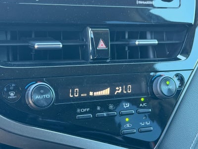 2021 Toyota Camry Hybrid SE