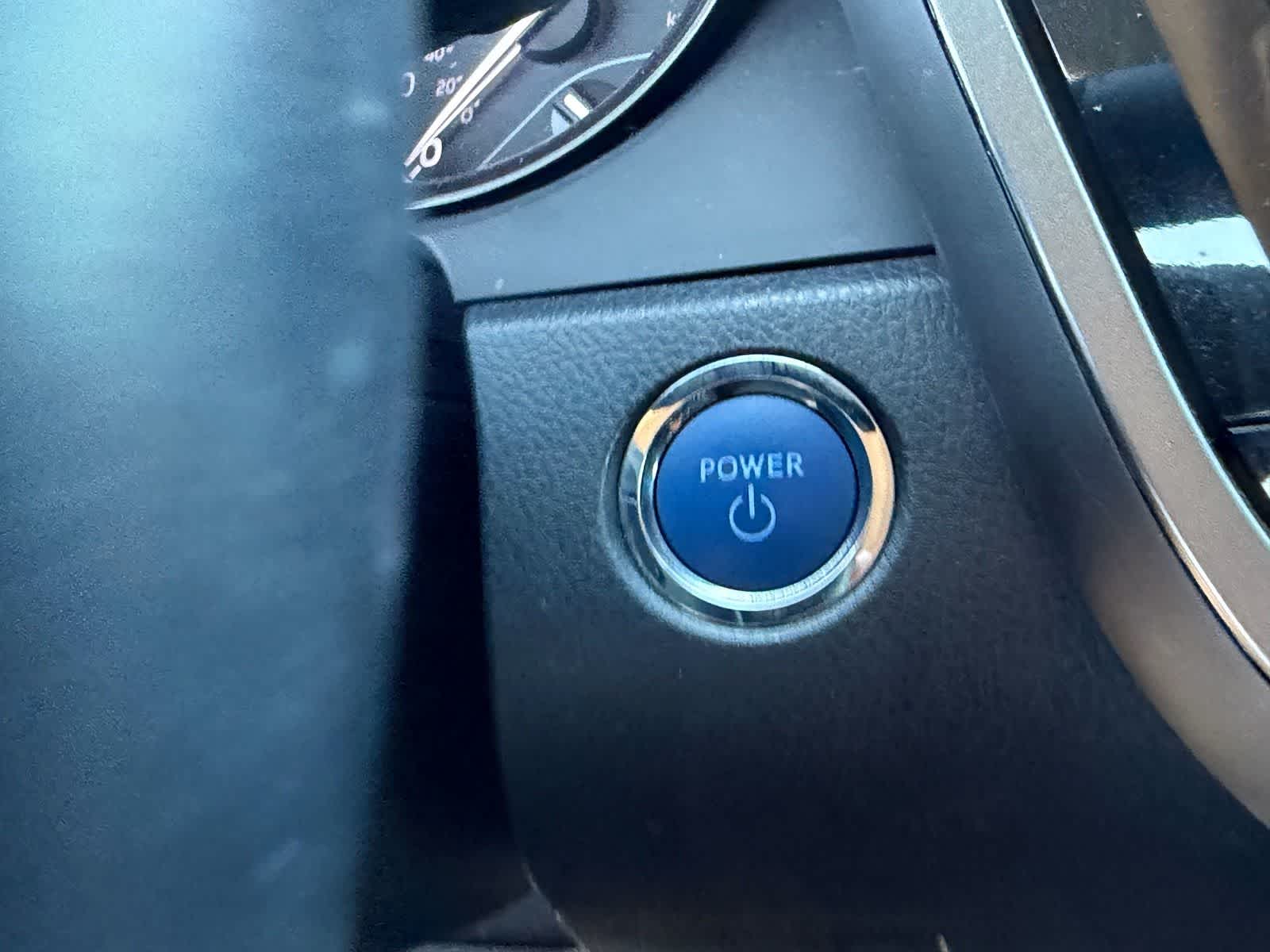 2021 Toyota Camry Hybrid SE