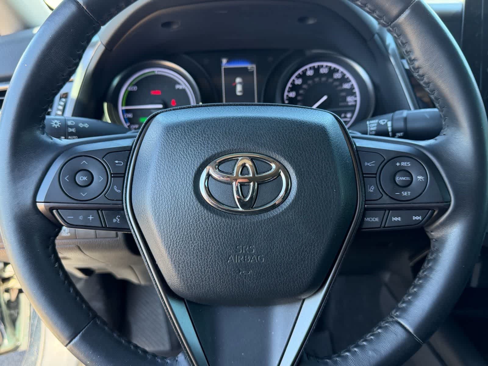 2021 Toyota Camry Hybrid SE