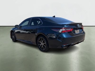 2021 Toyota Camry Hybrid SE