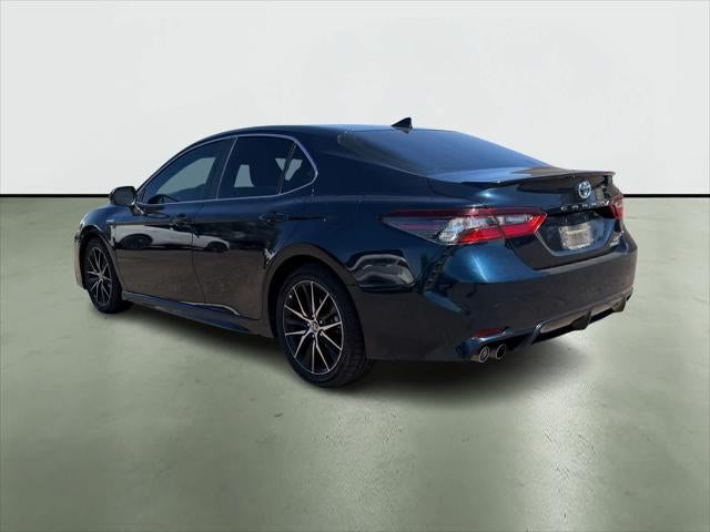 2021 Toyota Camry Hybrid SE