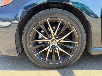 2021 Toyota Camry Hybrid SE