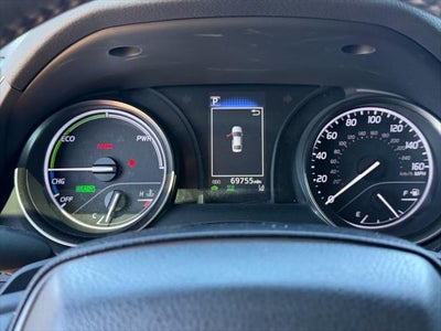 2021 Toyota Camry Hybrid SE