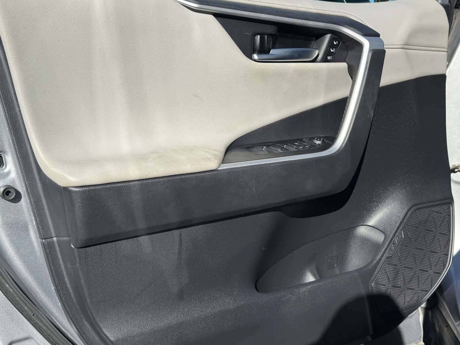 2022 Toyota RAV4 Hybrid Limited