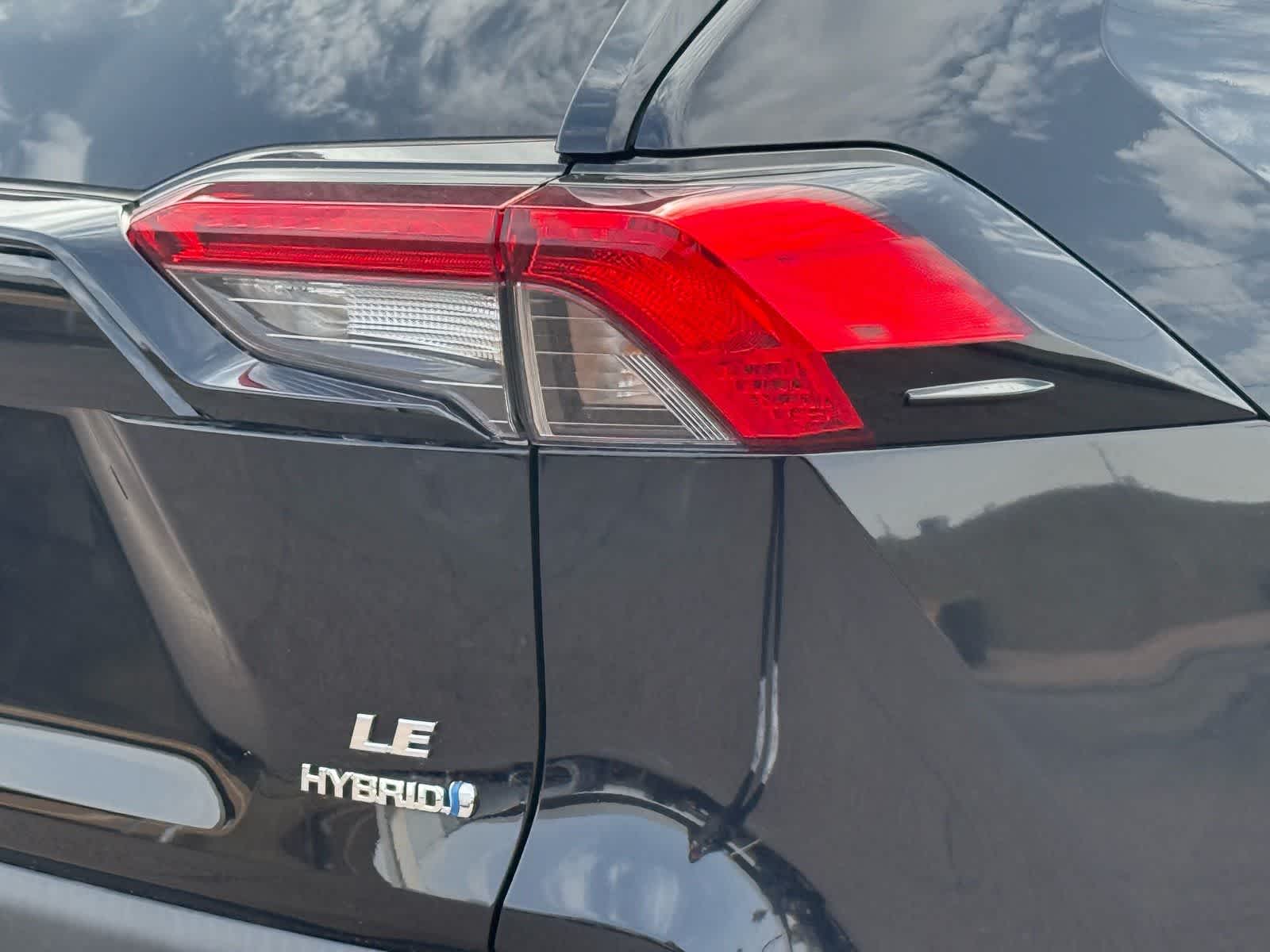 2023 Toyota RAV4 Hybrid LE