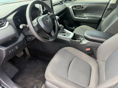 2023 Toyota RAV4 Hybrid LE