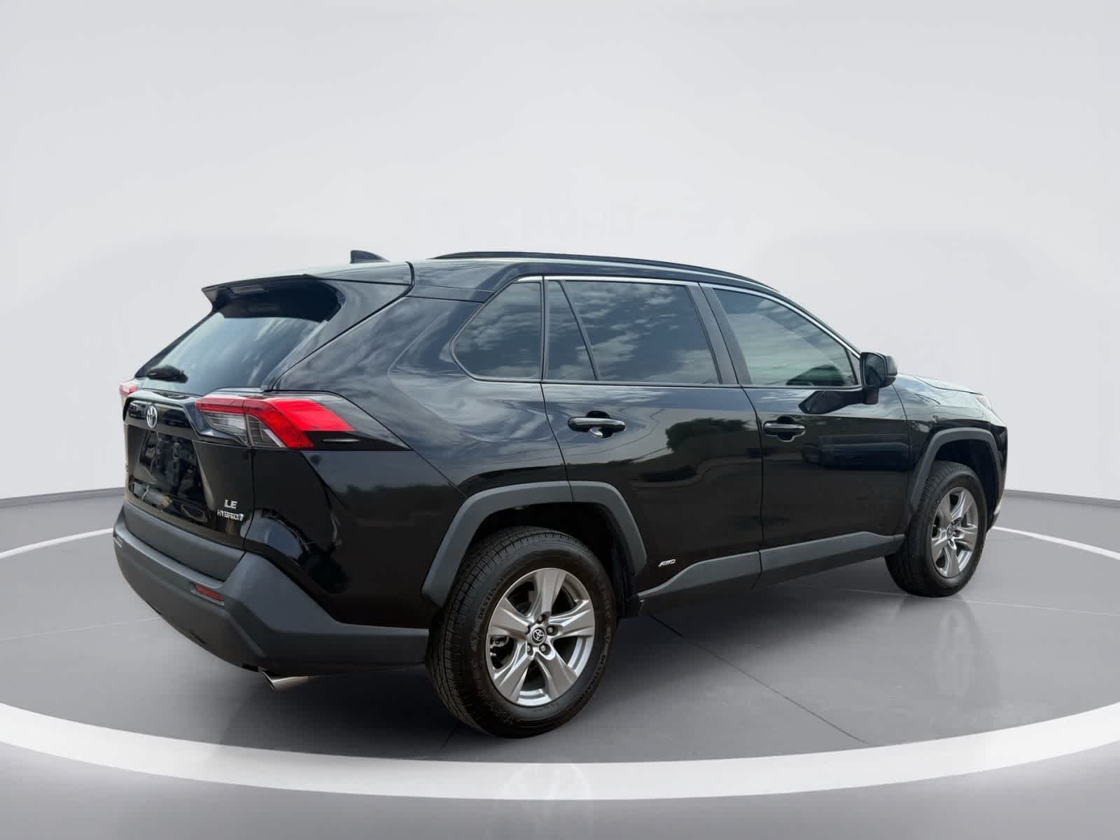 2023 Toyota RAV4 Hybrid LE