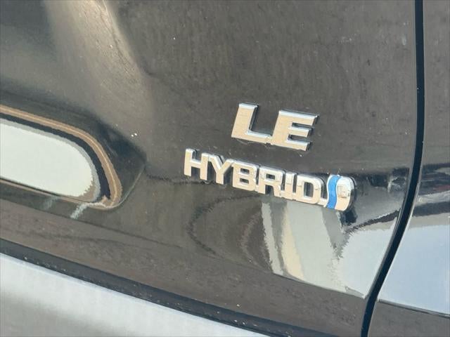 2023 Toyota RAV4 Hybrid LE
