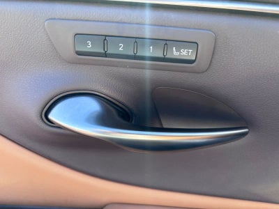2019 Lexus ES 300h ES 300h