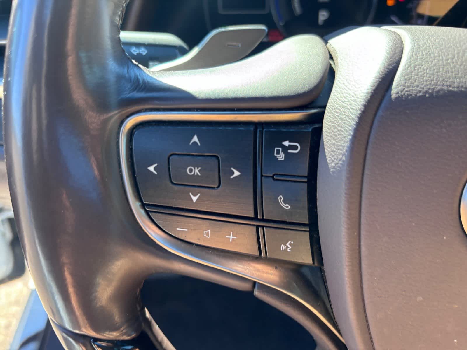 2019 Lexus ES 300h ES 300h