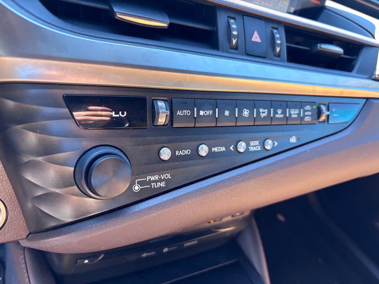 2019 Lexus ES 300h ES 300h