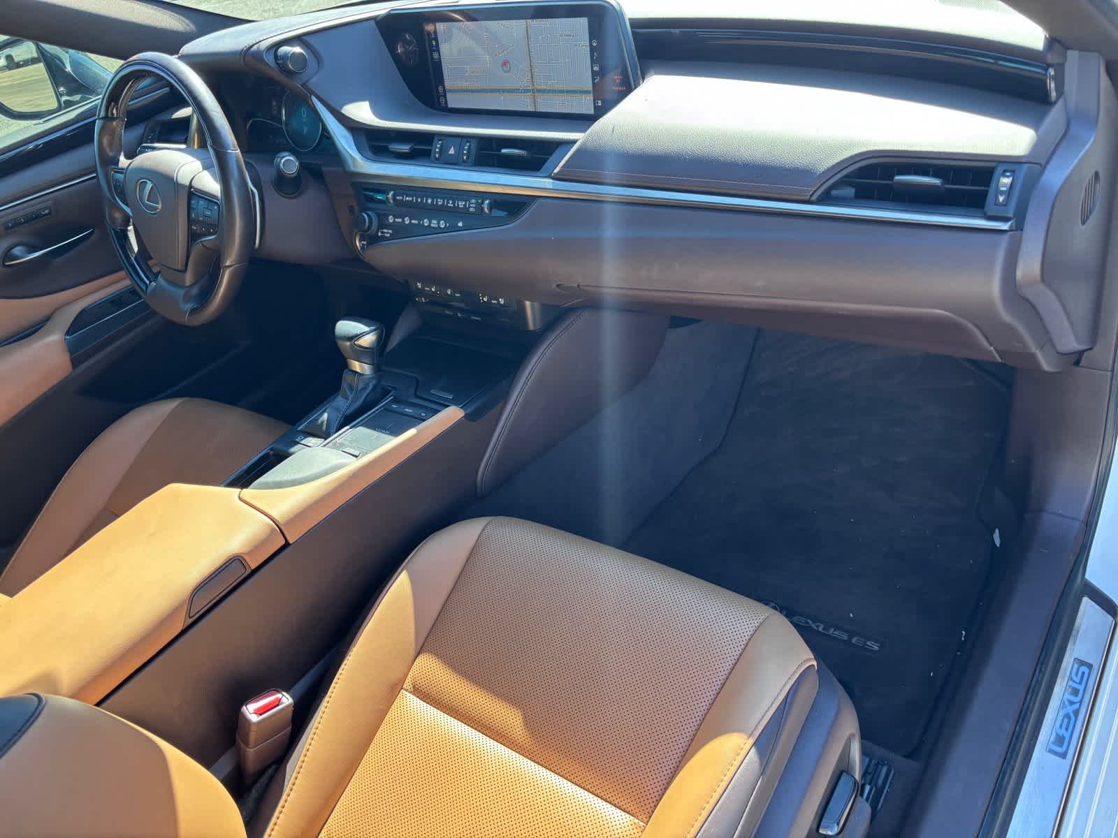 2019 Lexus ES 300h ES 300h