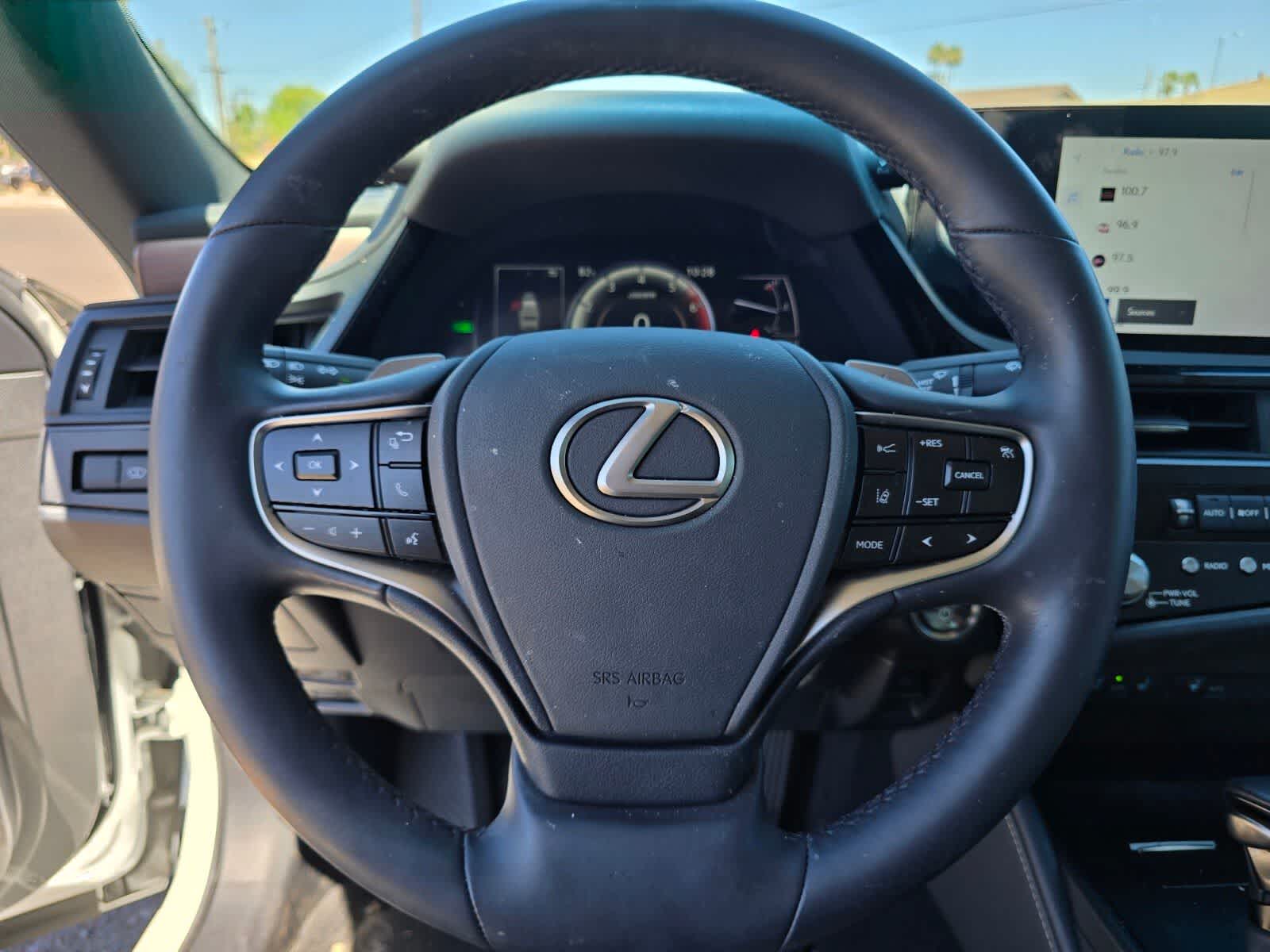 2025 Lexus ES 300h ES 300h