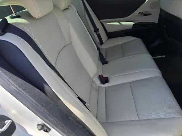 2025 Lexus ES 300h ES 300h