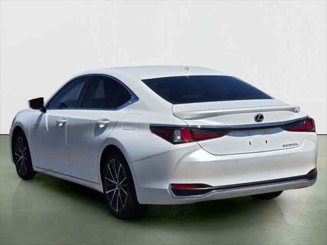 2025 Lexus ES 300h ES 300h