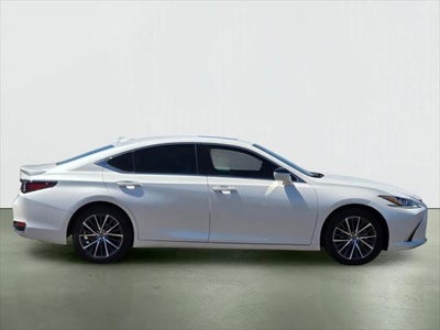 2025 Lexus ES 300h ES 300h